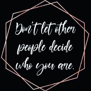 Meet your Posher, Zoraida